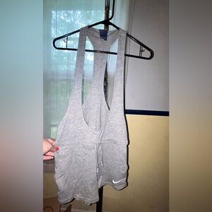 Nike Women XS Gray Tank Top Short Athletic Exercise Workout Romper Pockets Logo